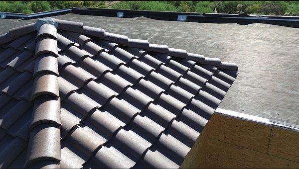 Tile/Flat roof combo