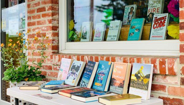 Hockessin Book Shelf