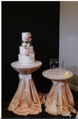 cake and card table