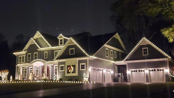 Holiday Lighting by Victory Scapes