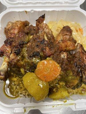 Jerk chicken (dark meat ) with curry gravy