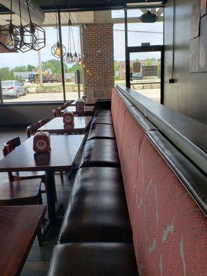 Very clean dining area