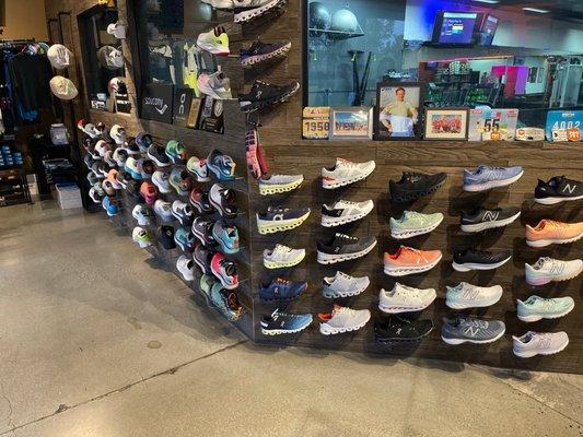 Shoe wall