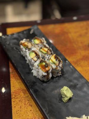 Eel Avocado Roll