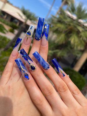 Marble nail art