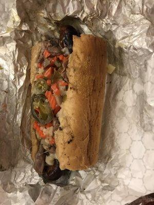 Solid Italian Beef combo with Italian sausage! Better than Portillo's and a great price.  Get one today!