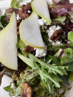 Pear salad