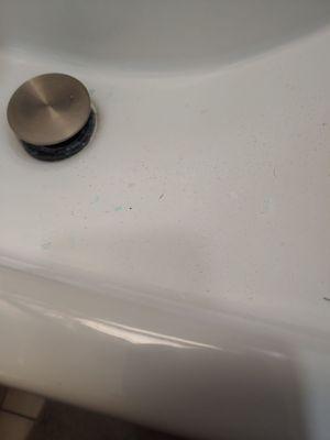 Dirty sink