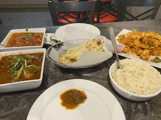 Nihari, butter chicken, garlic naan, crispy chicken