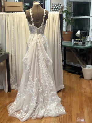 Add bustles to Wedding Dress