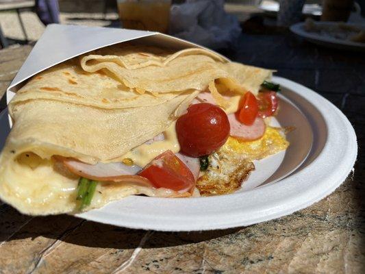 Omg huge! Veggie crepe.