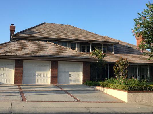 Eaglelite Estate Tile Roof. Orange