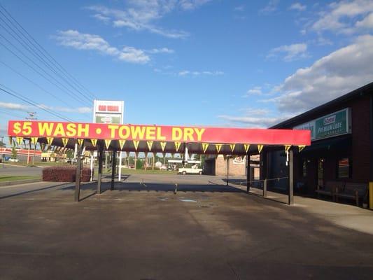 Stroll-N-Shine Carwash and Lube of Calhoun