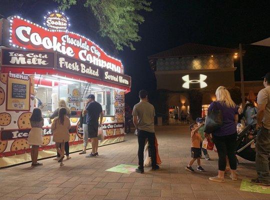 Cookie stand at the Anthem Outlets