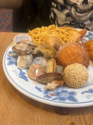 Sesame balls, clams, noodles