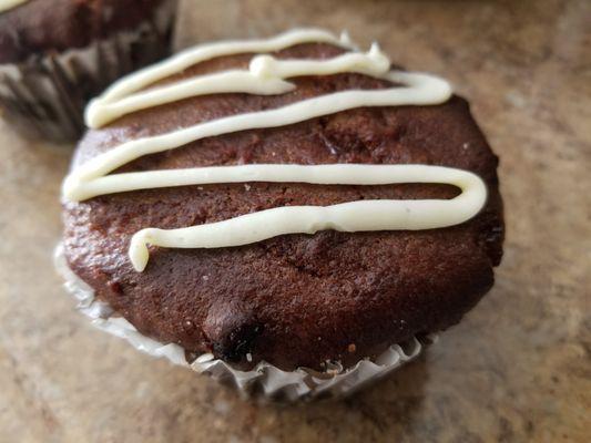 carrot cake muffin