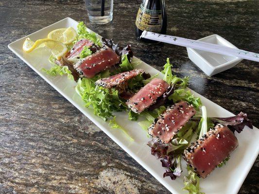 Seared ahi tuna