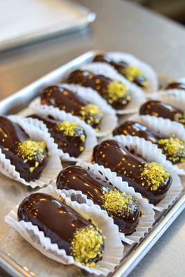 CHOCOLATE ECLAIR