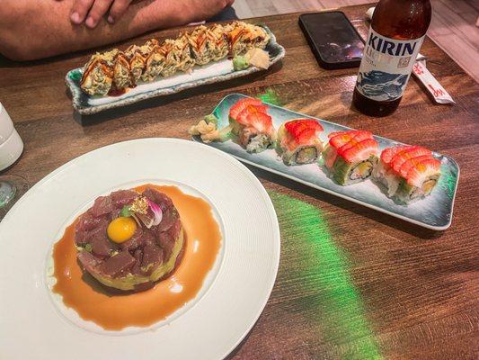 Tuna Tartare, Cold Hawaii roll, Ahi Sushi roll