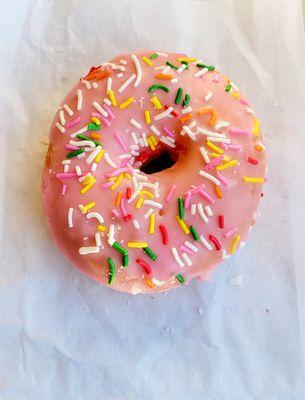 Colored Sprinkles Strawberry Frosting Cake Donut $1.50 (02/15/24). #DonutStar #HighlandPark #LosAngeles #Donuts #FoodPorn