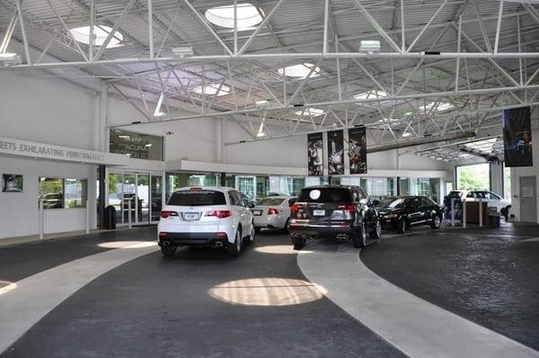 Jackson Acura is ready to meet all of your automotive needs.