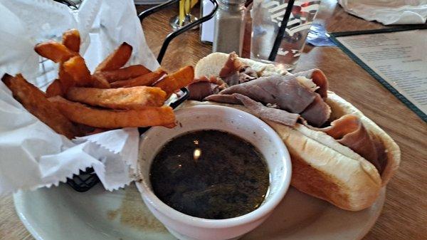 French dip sandwich