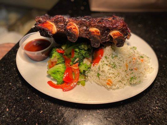 Smoked Beef Ribs with basmati rice and vegetables