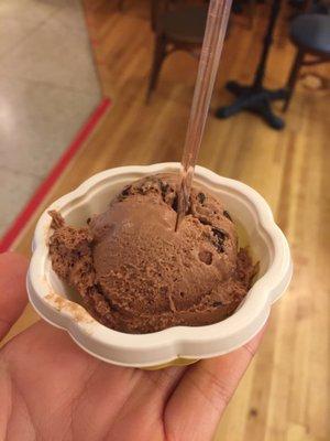 Mini chocolate gelato ($1.75)