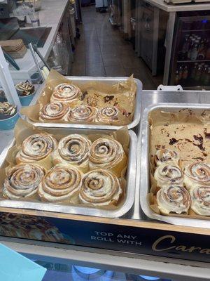 Gooey delicious Cinnabon Classic Roll