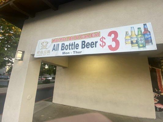 Happy hour Mon-Thur All Bottle Beer $3 only！！！