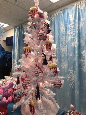 This was our candyland themed tree decorated in pp goodies.