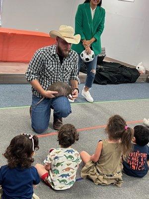 Austin FC's mascot Speed Bump visits INIC's little scholars!