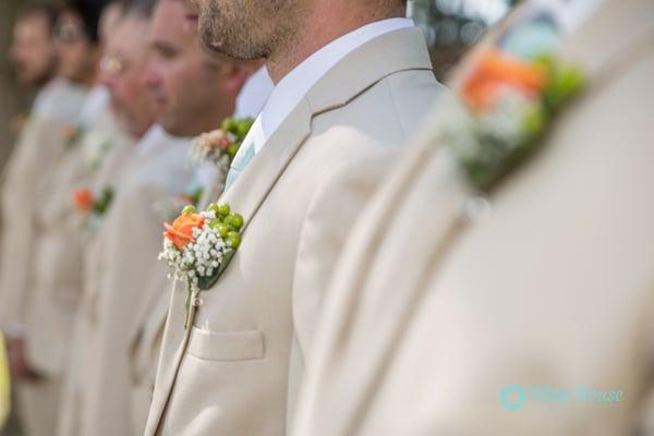 Groomens' Boutonnieres