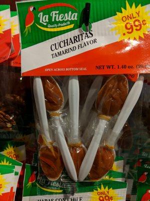 Caramels on a plastic spoon with a rubber band?!? Who's seen this before?