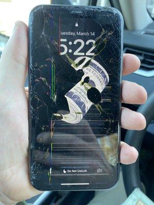 iPhone X Cracked Screen Repair in Oak Park