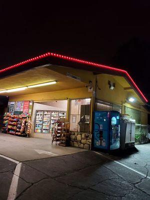 Convenient store with drive thru services, offers dairy product, snacks and beer.