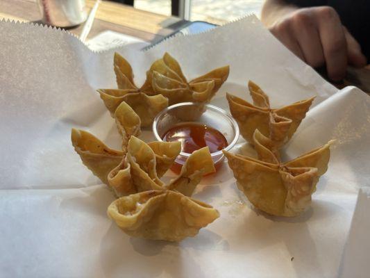 Crab rangoons