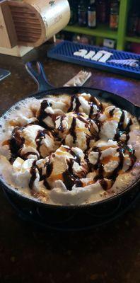 Skillet cookie