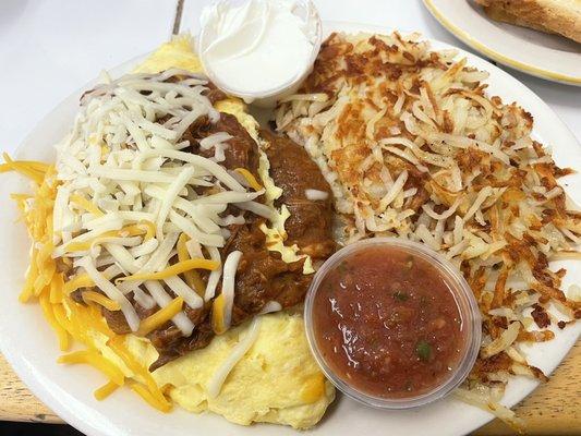 Chile Colorado Shredded beef Omelette