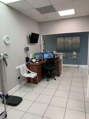 Fardales Medical Center Hialeah Vitals Station