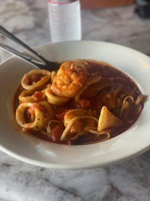 SHRIMP CALAMARI FRA DIAVOLO