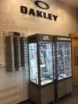 They have a huge selection of Oakley eyewear!