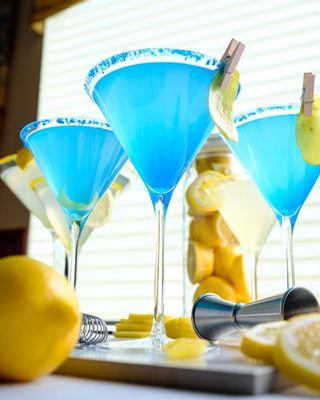 Hpnotiq Glow Martinis