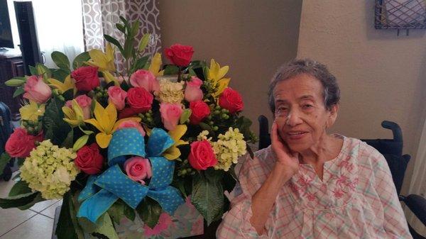 Most beautiful arrangement for a most beautiful grandmother. Laura Castillo floral design truly brought happiness into the home.