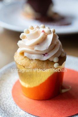 Strawberry Shortcake Cupcake (complimentary for Mother's Day)