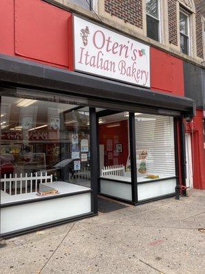 Oteri's Italian Bakery