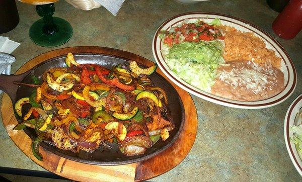 Pancho Primavera? Veggie fajitas, seasoned well.