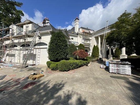 Replacing roof on Duluth Mansion