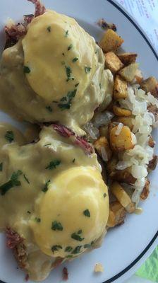 Corned beef hash in the eggs benny