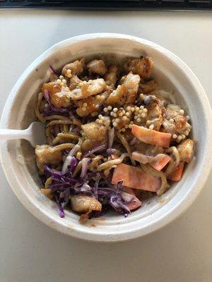 Poke bowl with noodles, grilled chicken, and yummy sauce